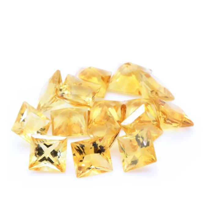 Gema sintetica – Preciosa – forma patrat – auriu 
