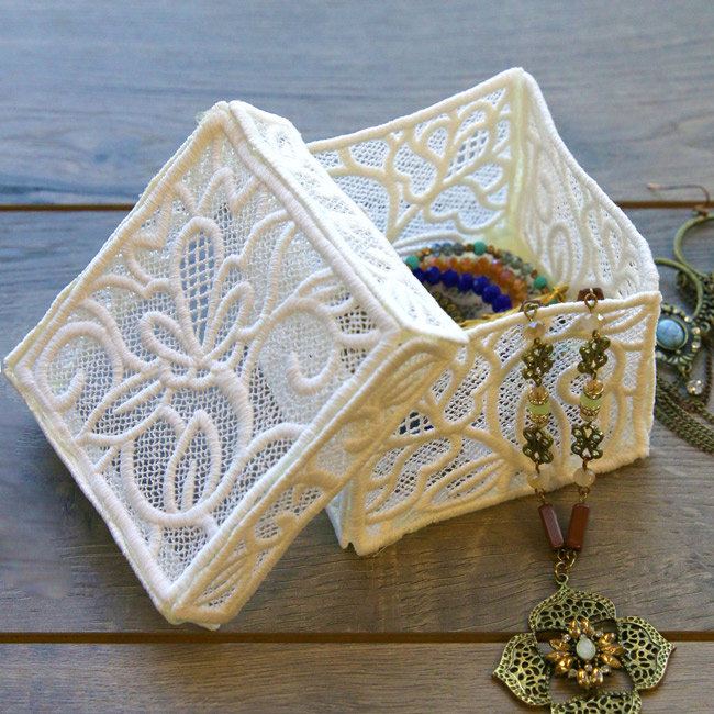 Metal clay – un material revolutionar - dantela ca