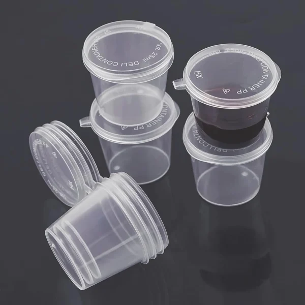 Set recipient din plastic cu capac - 25 buc - 25 ml