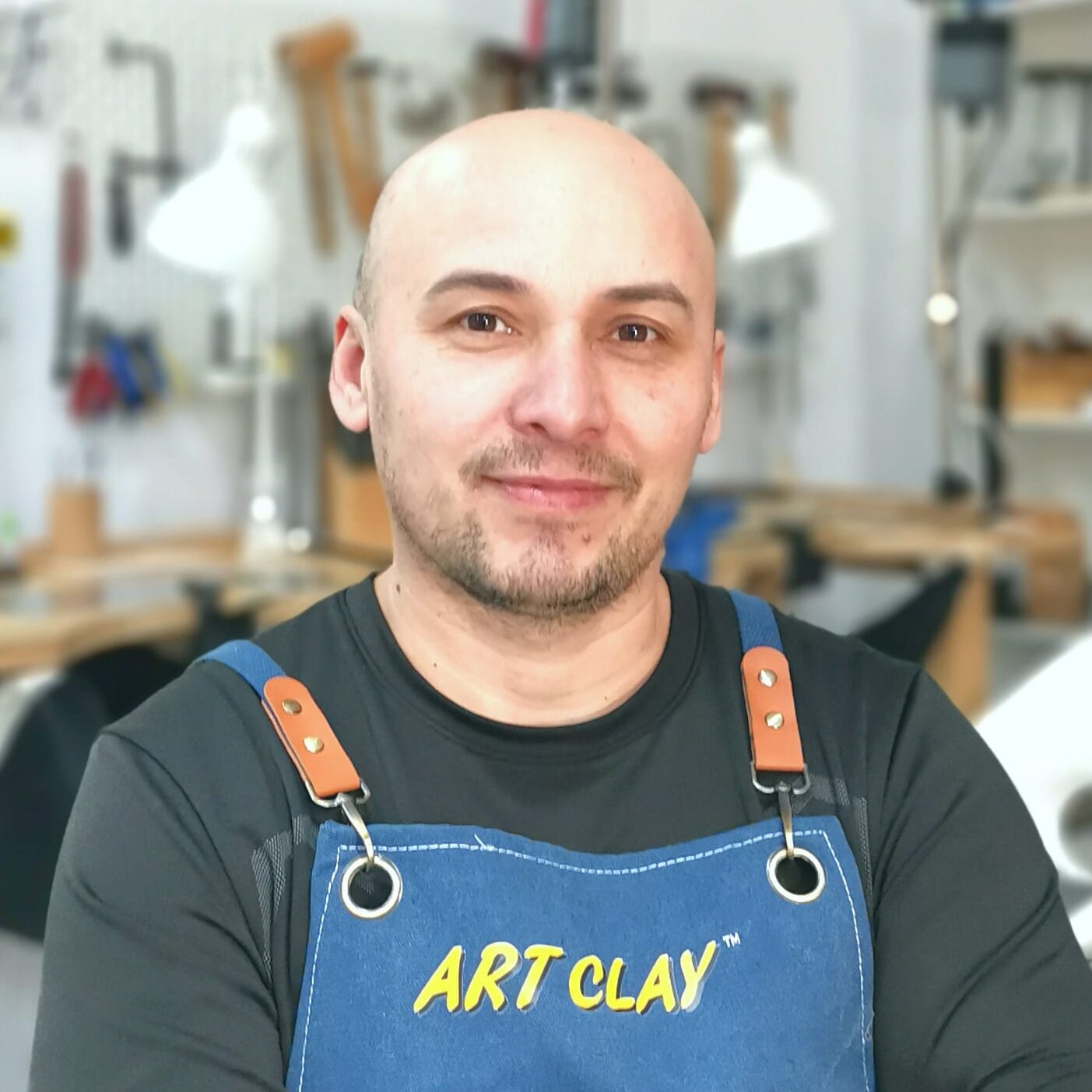 Daniel Voicu - Instructor Bijuterie - Artkimia