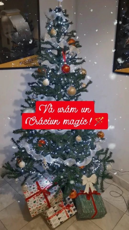Vă urăm un Crăciun fericit alături de cei dragi!
Fie ca Moșul să vă aducă darurile mult dorite! 🎁
